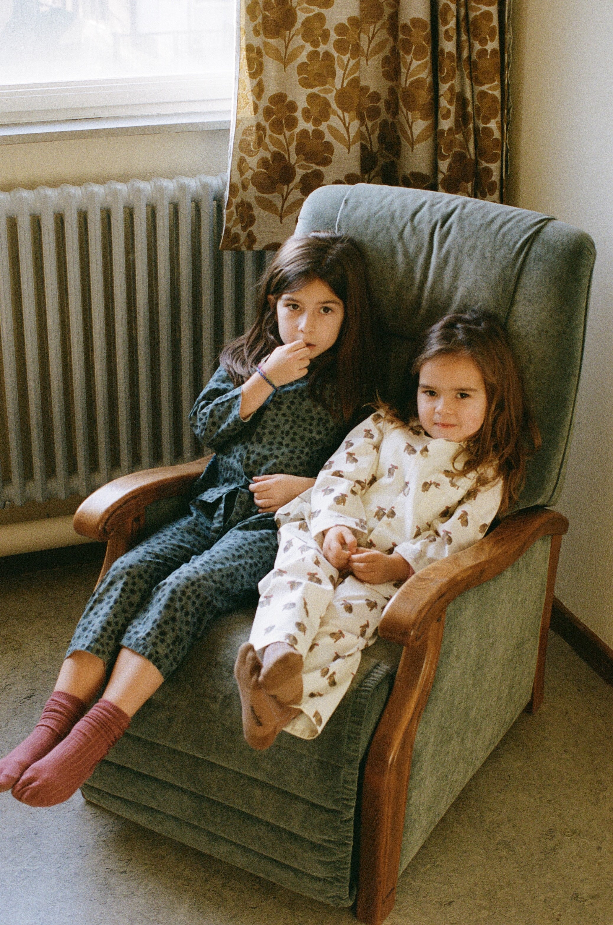 Pyjama Top Cuddling Koala