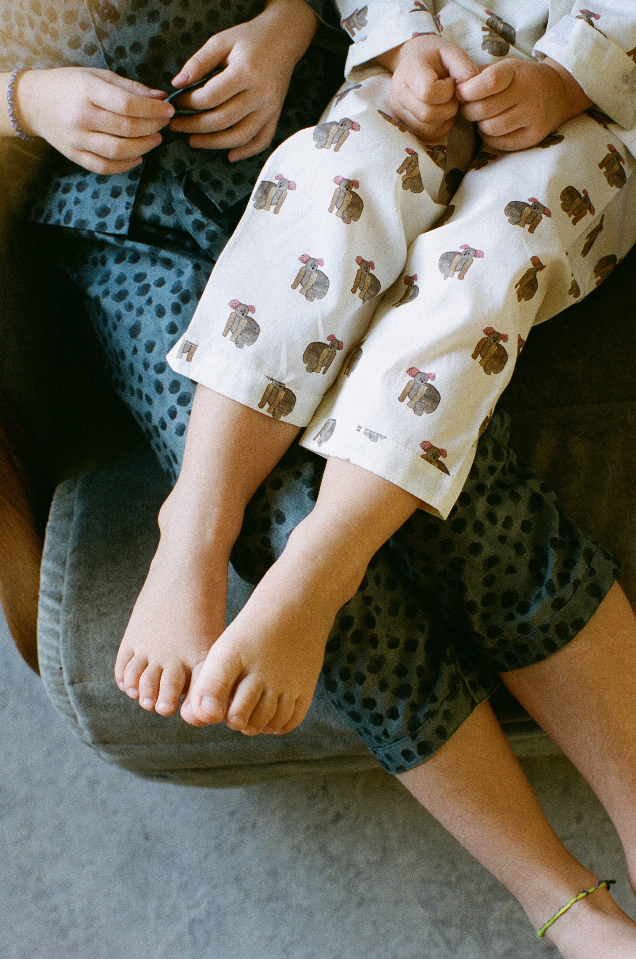 Pyjama Top Cuddling Koala