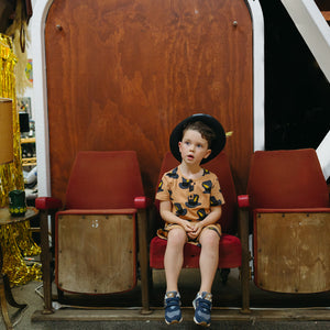 Tee Henley Shortsleeve Mr. Hat