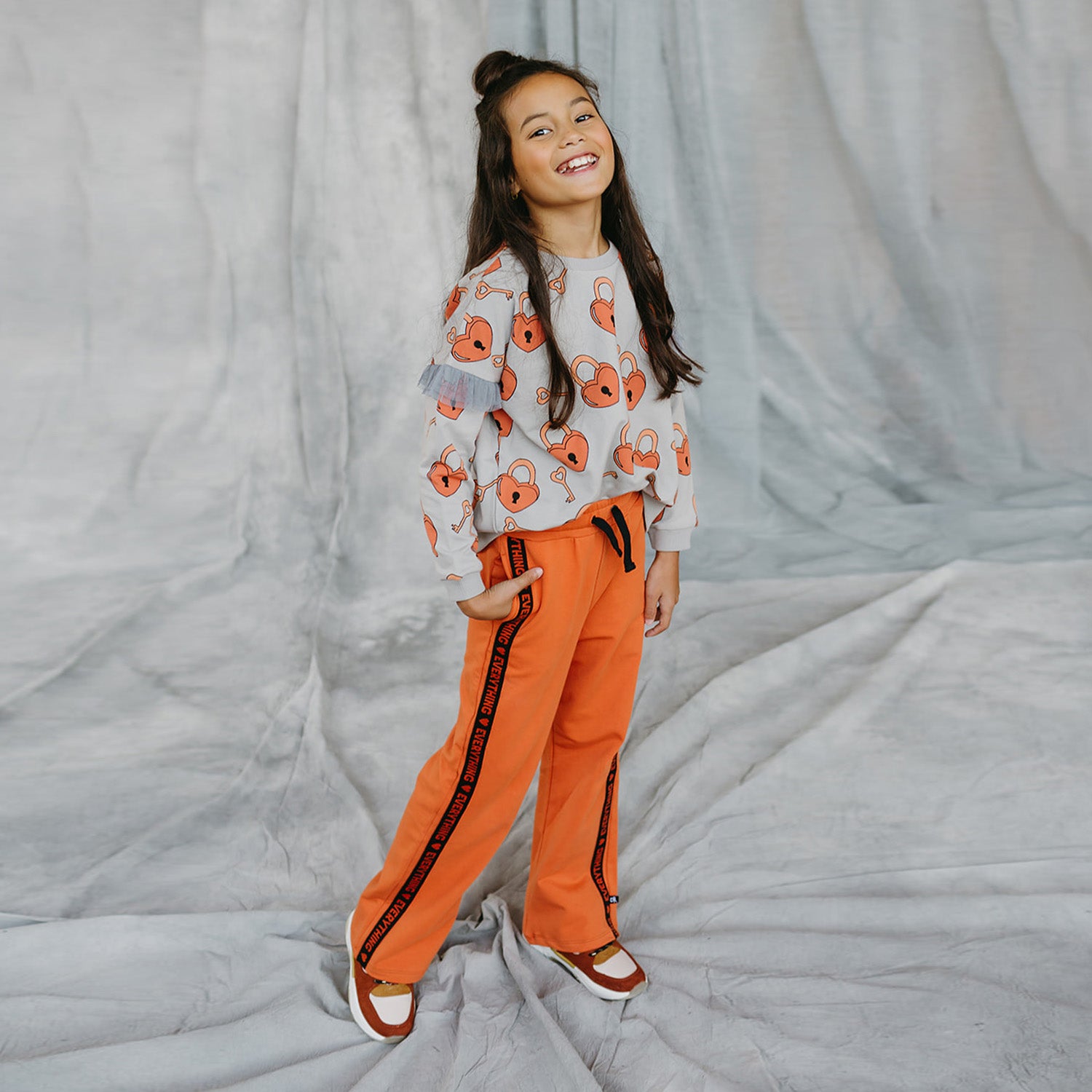 Sweater Girls Hearts