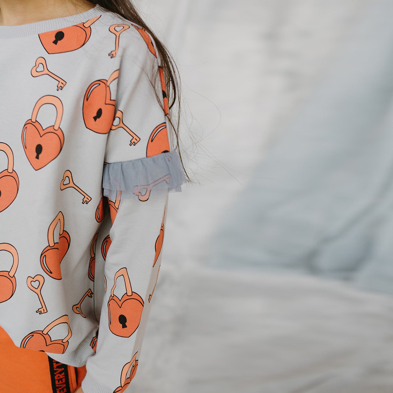 Sweater Girls Hearts