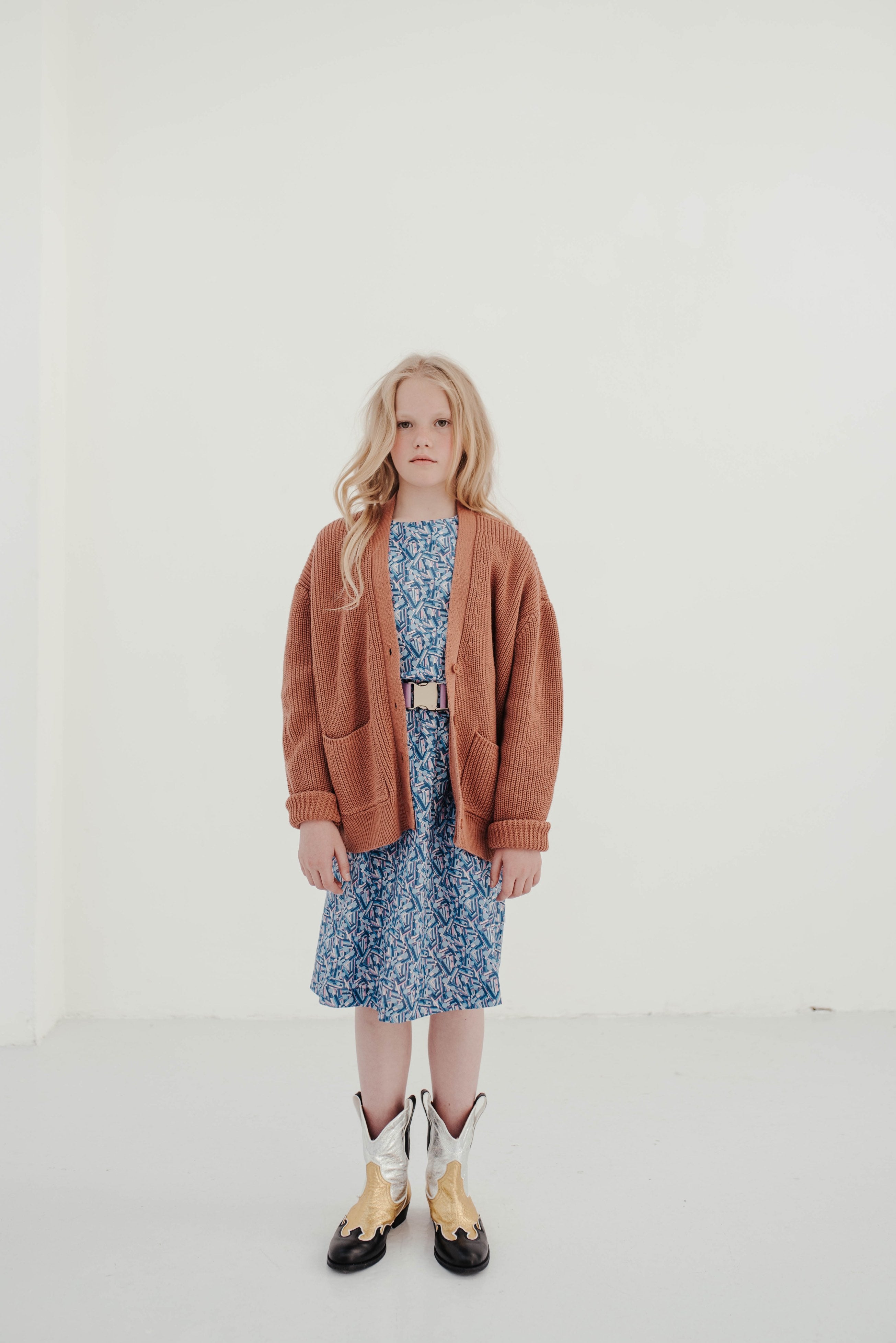 Cardigan Knit Cedar Wood