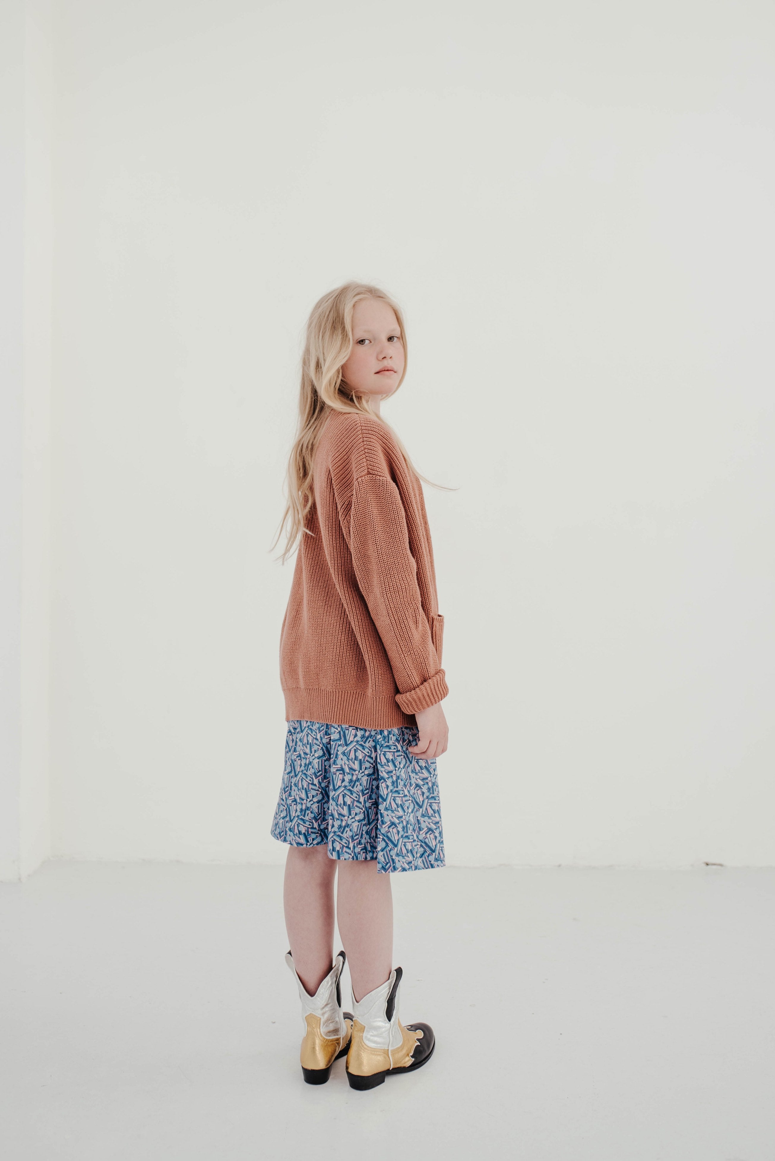 Cardigan Knit Cedar Wood