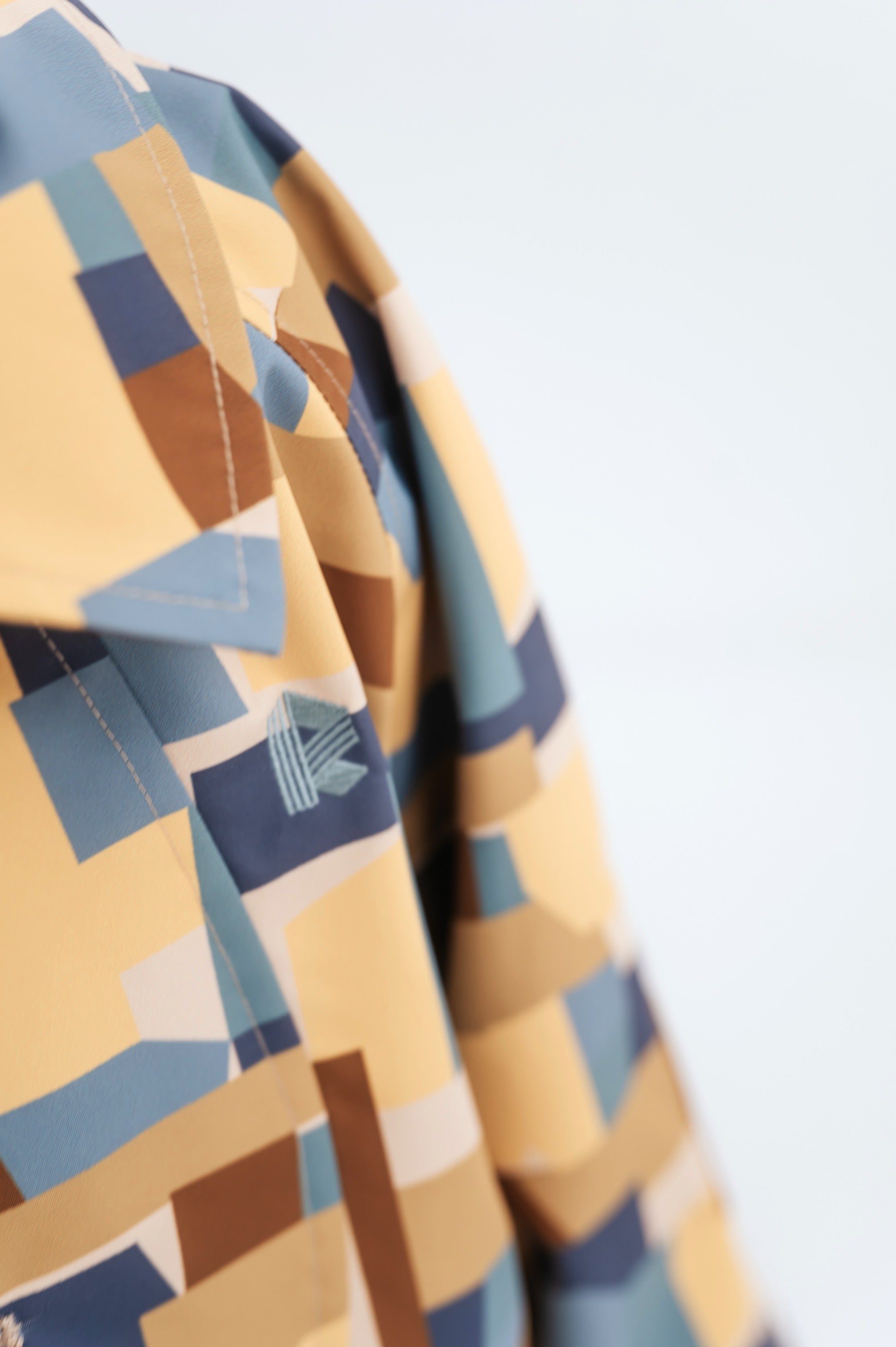 Trenchcoat Army Color Block