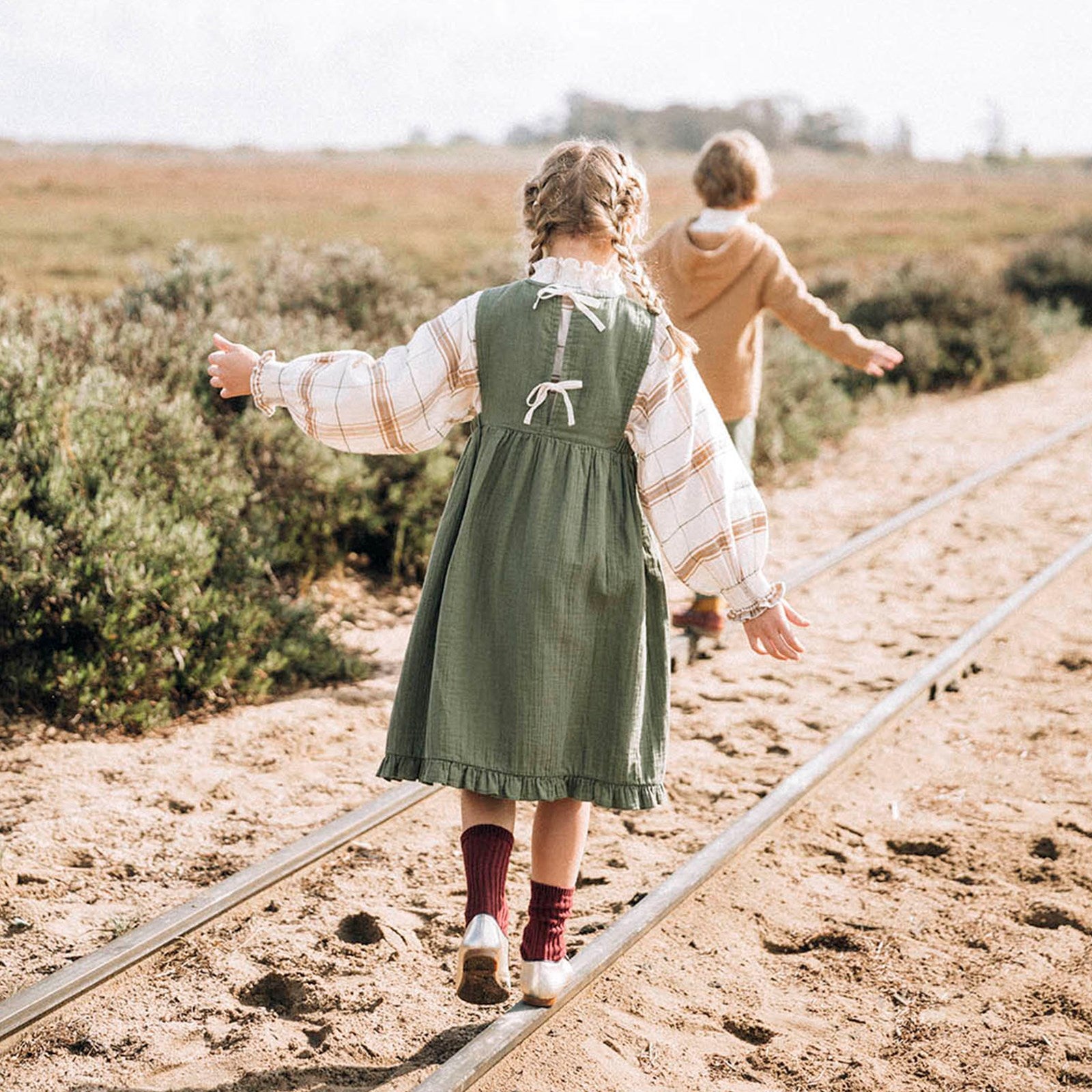 Apron Pipa Light Mahogany