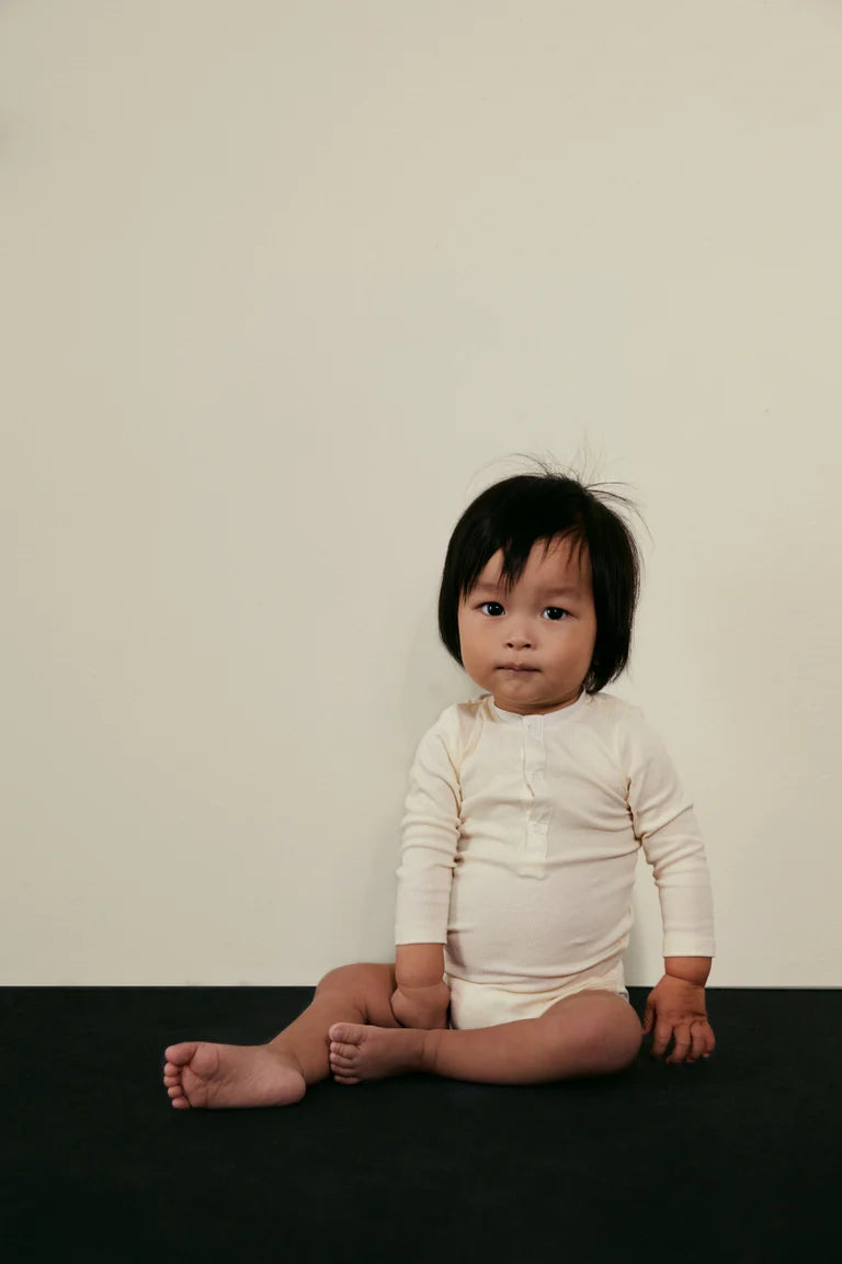 Body Longsleeve Henley Cream