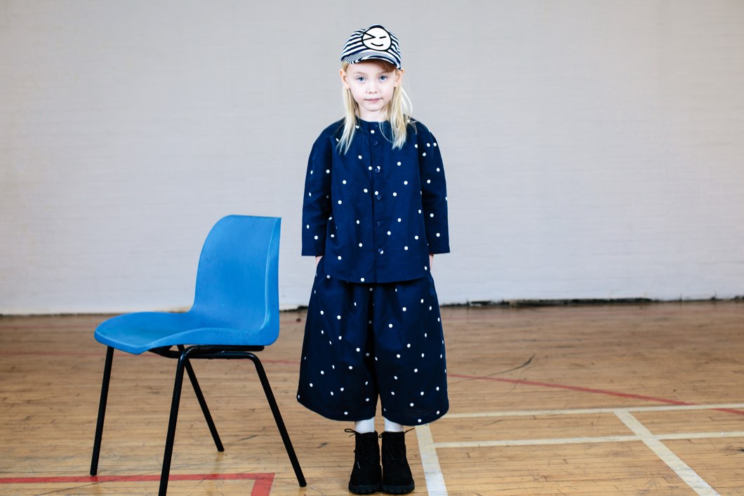 Blouse Unity Navy White Dots