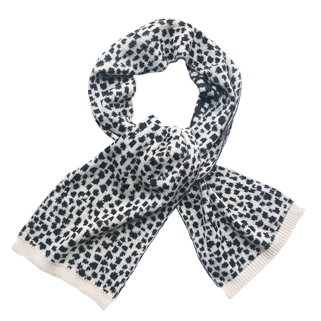 Scarf Snow Leopard