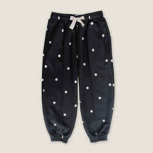 Pants Track Phantom Spot