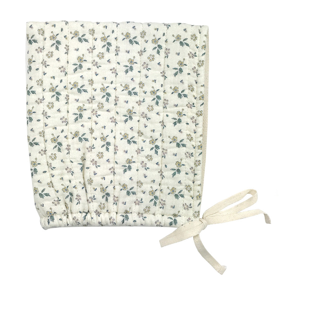 Bonnet Quilted Floral