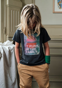 T-shirt It Runs In The Family